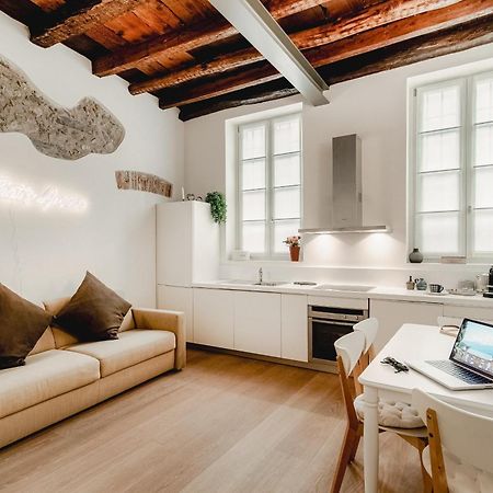 La Casa Di Carlotta - Urban Retreat In Como Exteriör bild